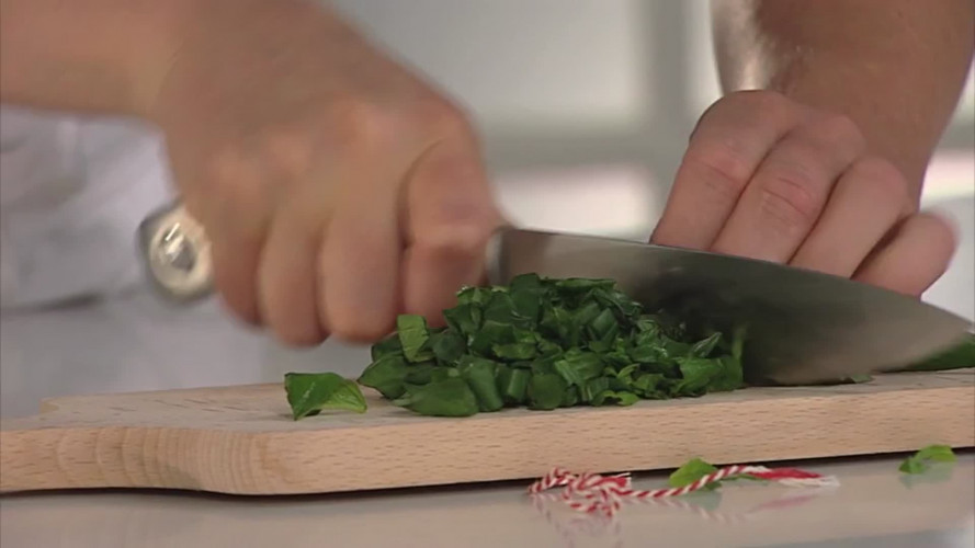 Spaghetti gehakt knoflolijf stap 5