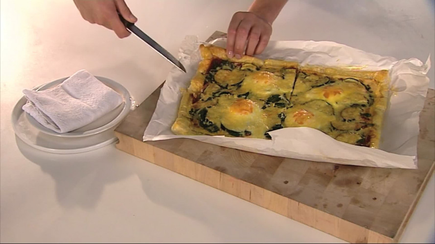 Plaattaart met spinazie en courgette stap 11