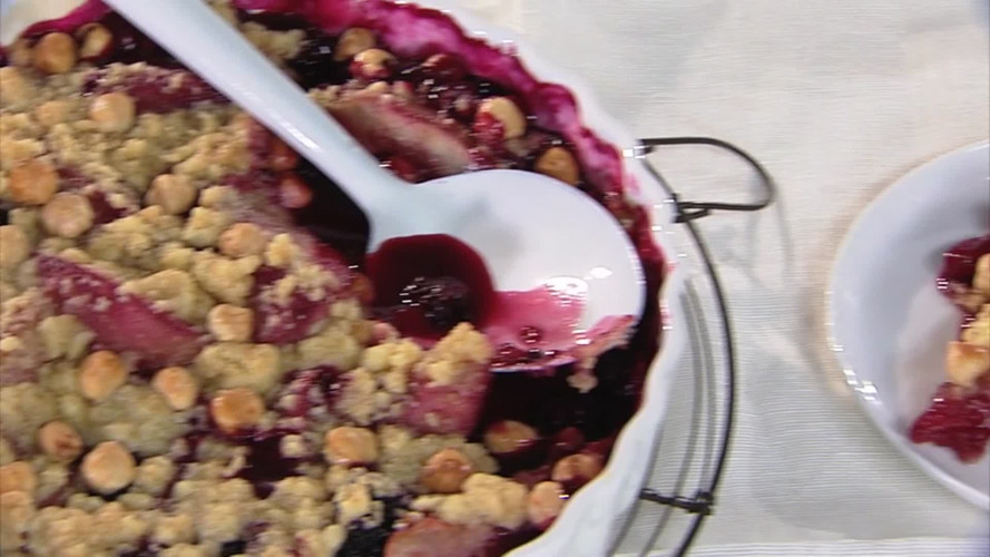 Peren en bramen met kruimeldeeg stap 9