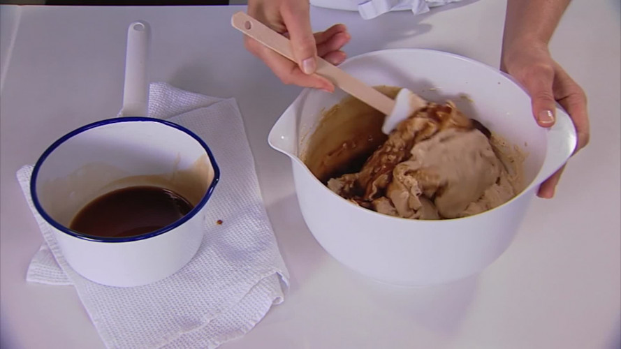 Tiramisutaart stap 12