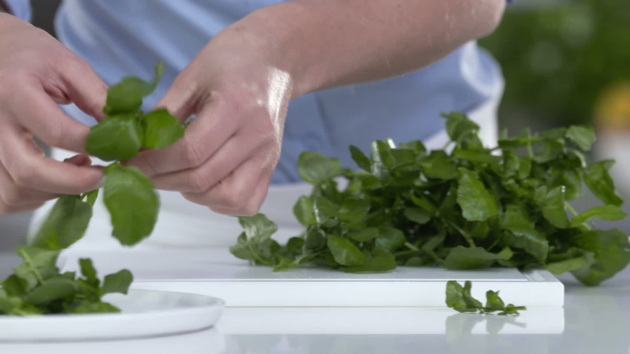 Bietensalade met geitenkaas en hazelnoten stap 3