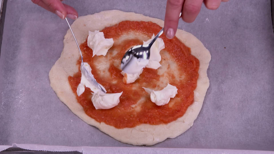 Pizza met Parmaham en rivierkreeftjes 640374 stap 09