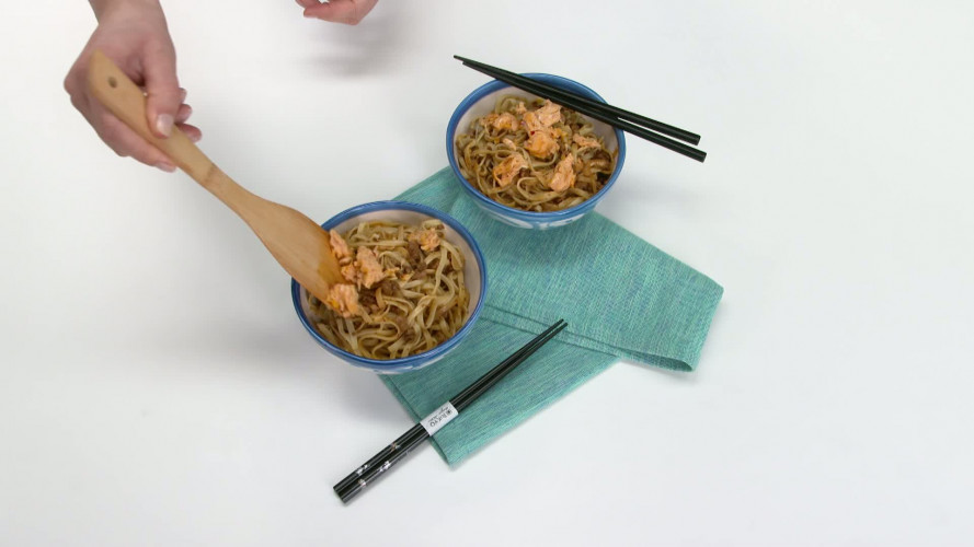 Pad thai met tofu en ei stap 9