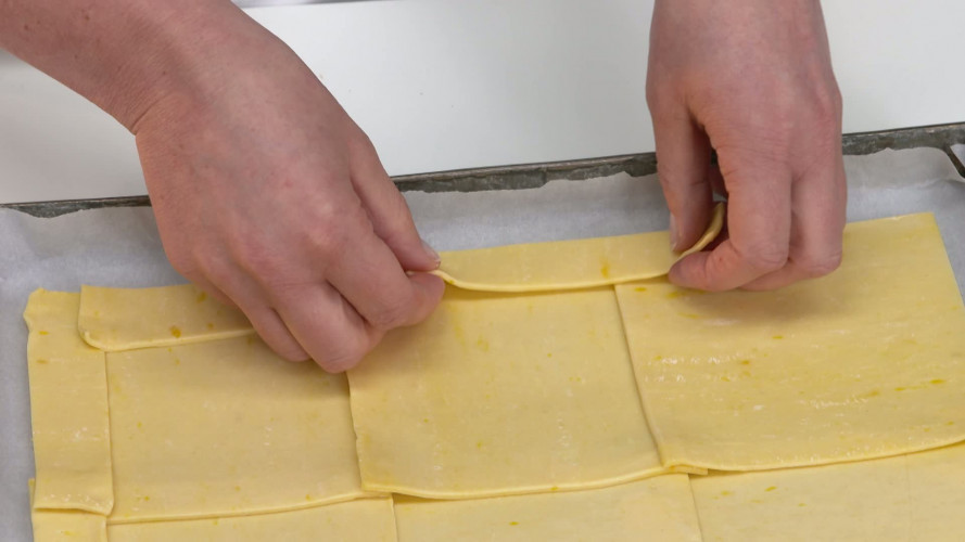 Preitaart met geitenkaas stap 04.mp4