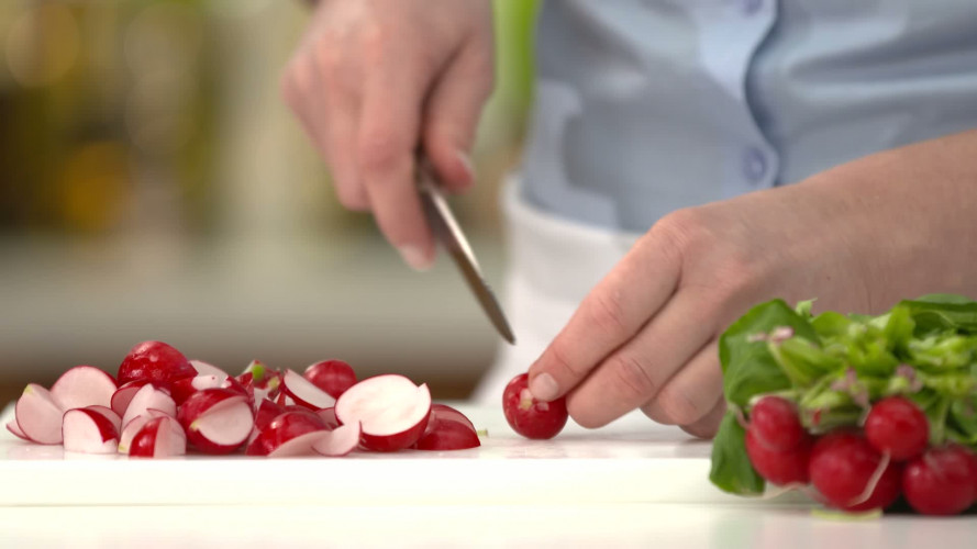 Indiase broodsalade R951538 stap 02.mp4