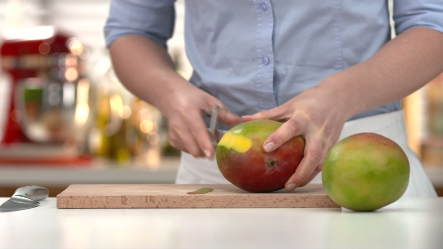 Mango-banaan-limoensmoothie R805312 stap 01.mp4