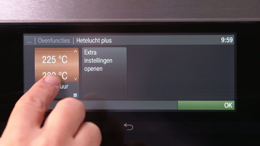 Broodegeltjes met sesam of kaas R502256 stap 03.mp4
