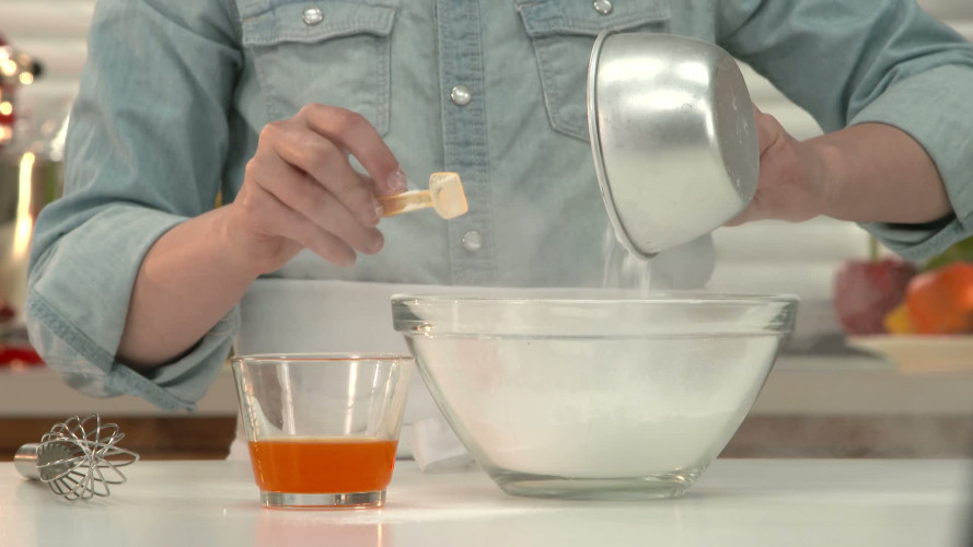 Oranje-frambozencupcakes stap 11.mp4