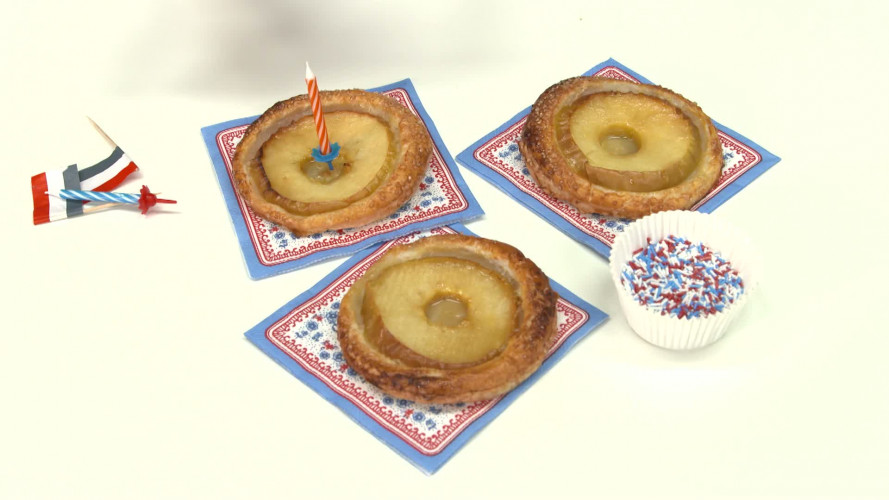 Hollandse appel-bladerdeegtaartjes stap 10.mp4