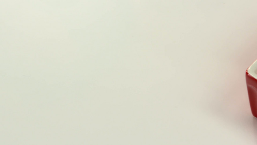 Aardbeienkwarkcake [AH05] stap 09.mp4