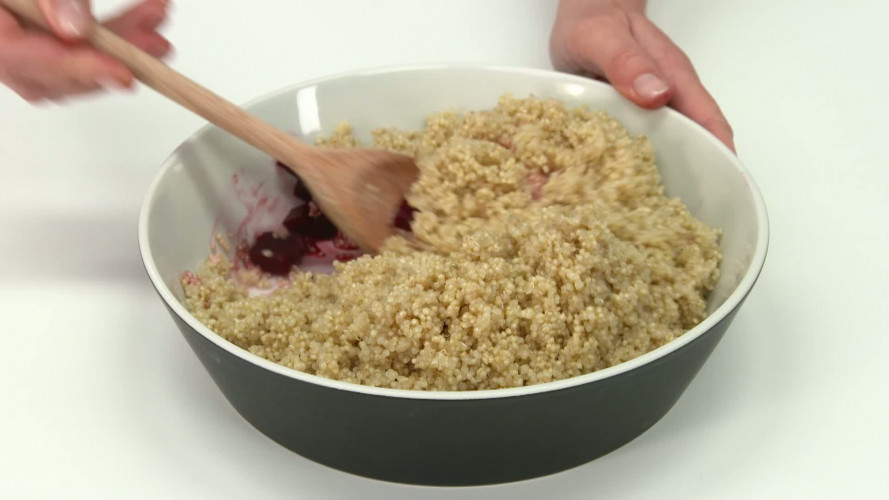 Roze Quinoa Met Geroosterde Biet En Sjalot Recept Allerhande Albert Heijn