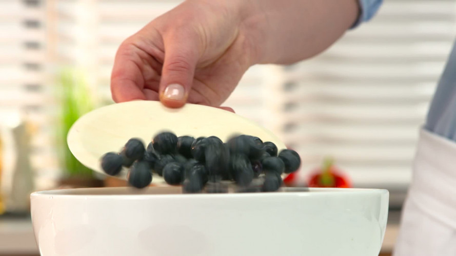 Super zomerfruitsalade stap 02.mp4