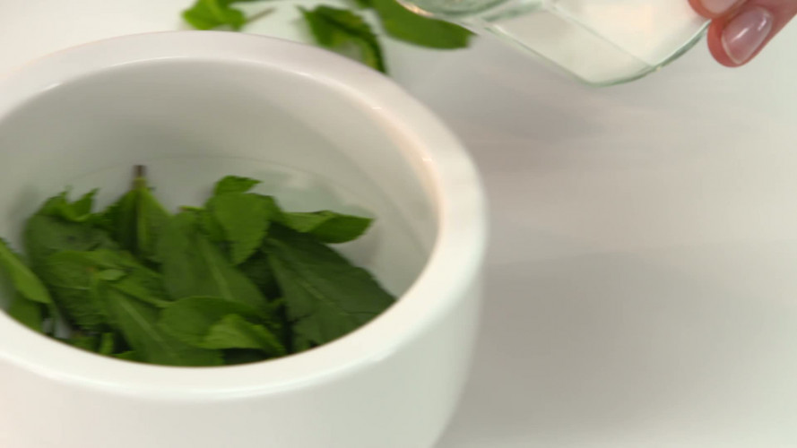 Super zomerfruitsalade stap 01.mp4