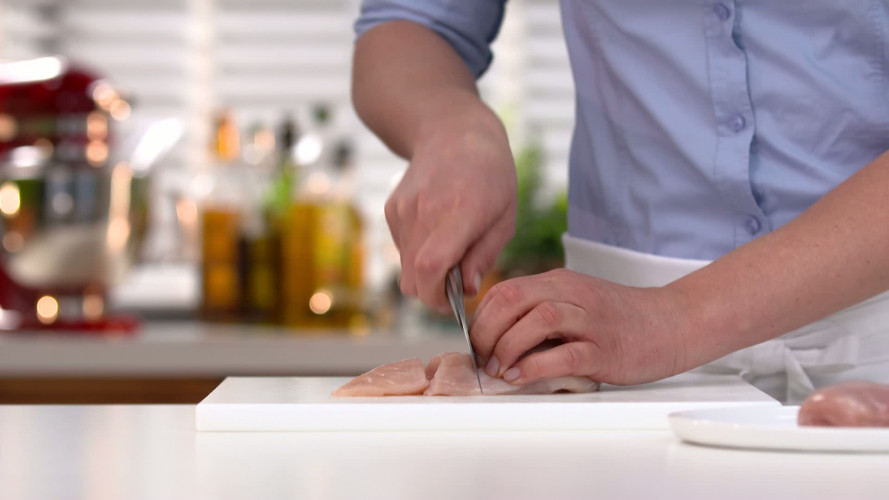 Hutspot van witte bonen en tijmkip R674390 stap 05.mp4