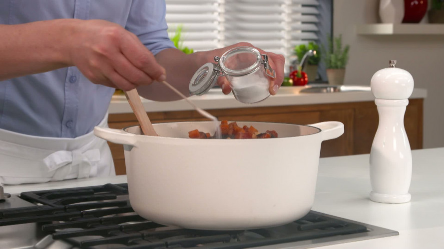 Auberginestoofpot met kikkererwten R377926 stap 06.mp4
