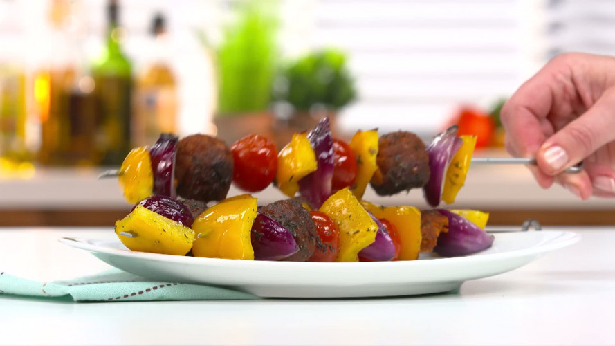 Groentespiesen met falafel R726398 stap 06.mp4