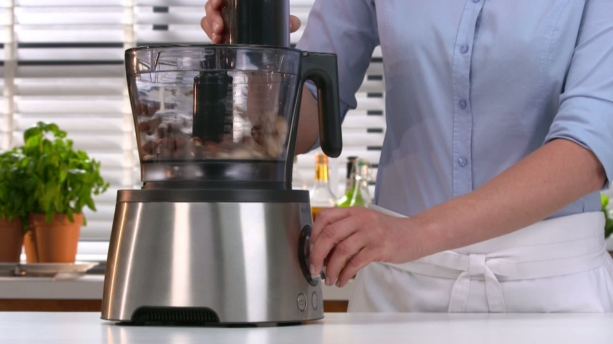 Glutenvrije taart met spinazie, zaden en avocado stap 01.mp4