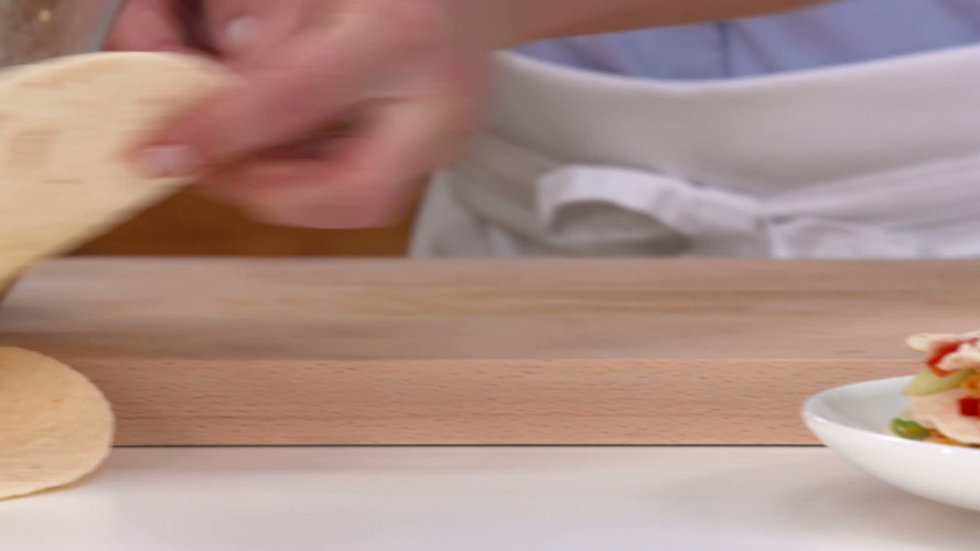 Quesadilla met tomatensalsa R568670 stap 04.mp4