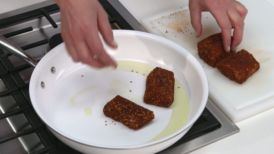 Shichimi-zalm met apergenoedels R1021402 stap 05.mp4