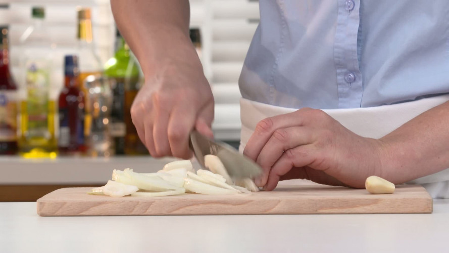 Gevulde aubergine & paprika met mediterrane bulgur stap 05.mp4
