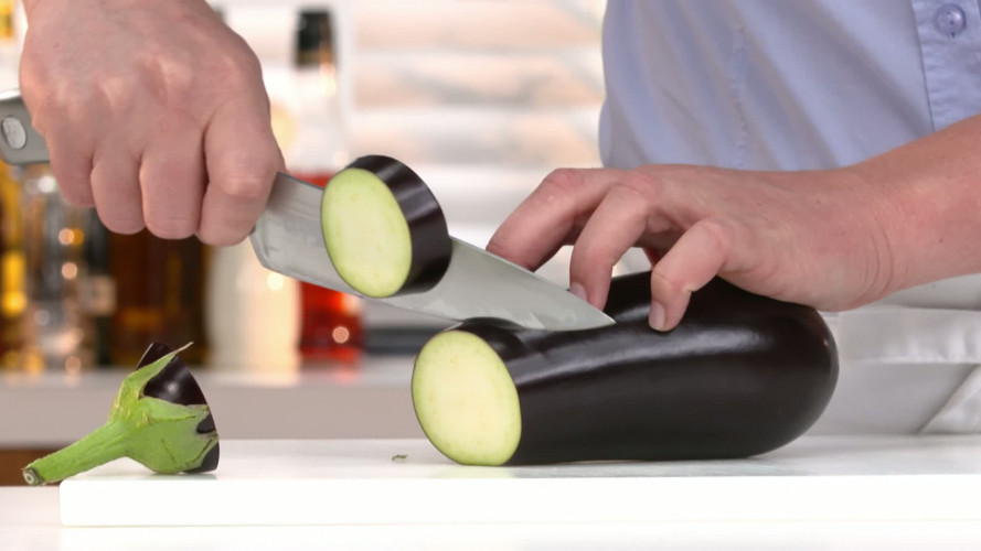 Mediterrane groenten van de barbecue R189764 stap 05.mp4