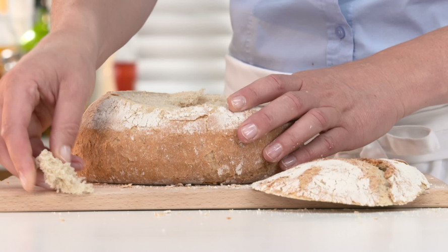 Picknickbol met tonijn R549774 stap 01.mp4