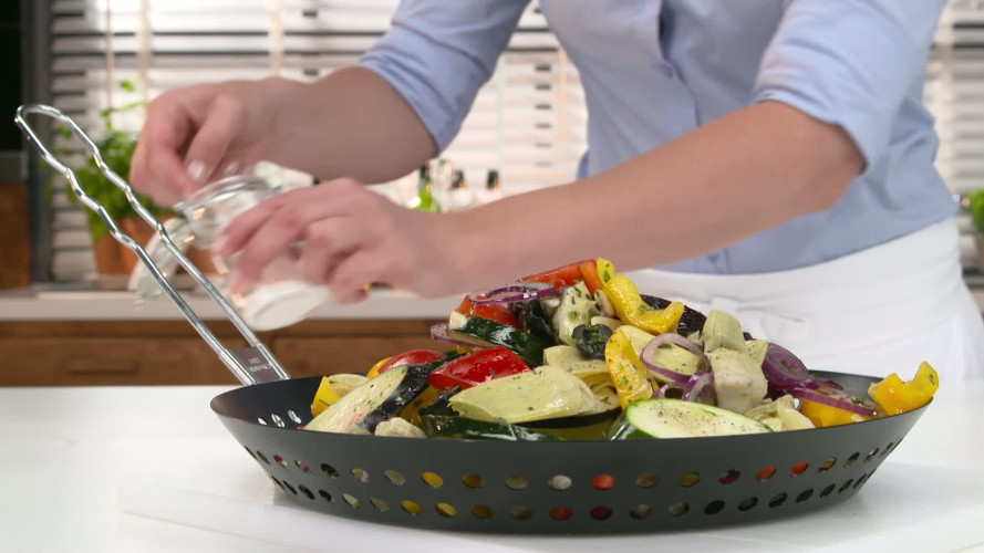 Mediterrane groenten van de barbecue R189764 stap 06.mp4