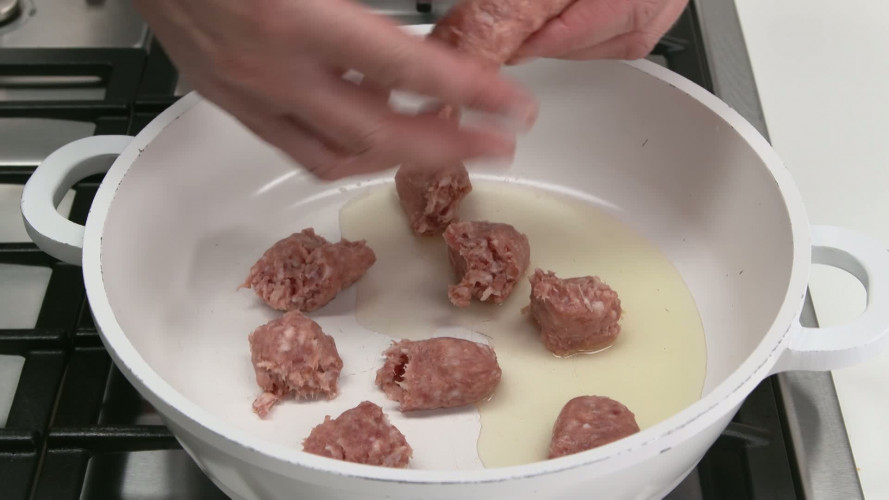 Braadworst macaroni R626158 stap 03.mp4