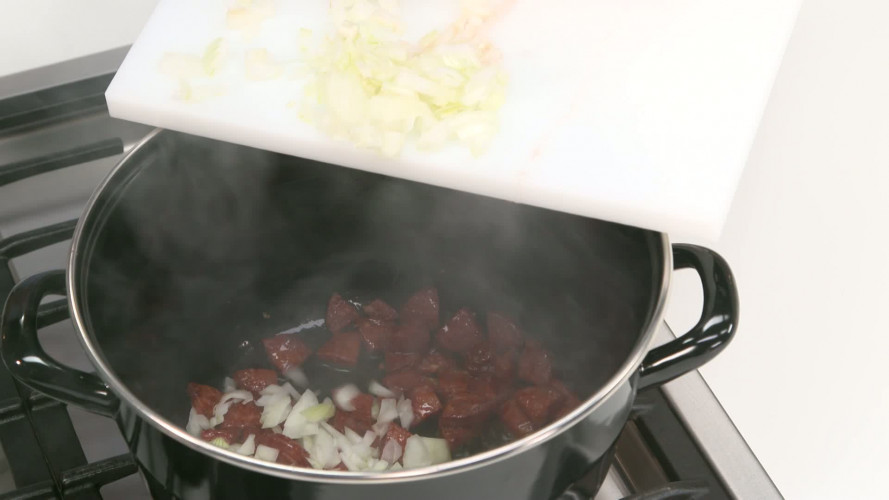 Mosselen met chorizo 668972 stap 02.mp4