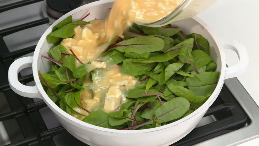 Frittata met groene asperges en snijbiet stap 07.mp4