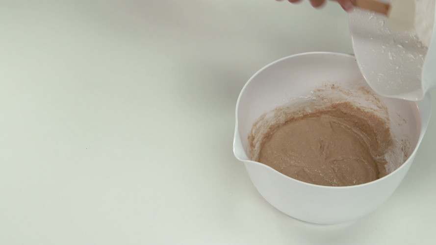 Chocolademacarons met hazelnootpasta stap 10.mp4