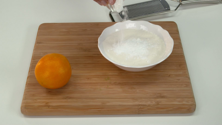 Madeleines met amandel en sinaasappel R1071166 stap 04.mp4