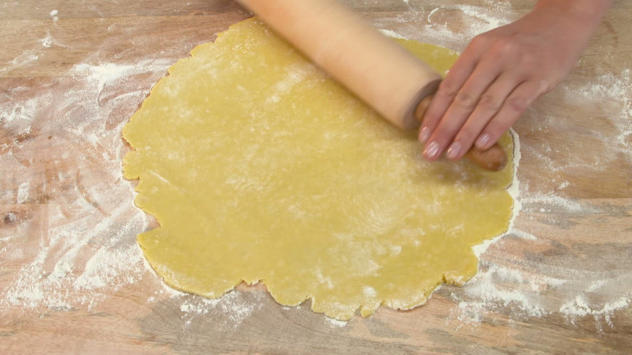 Courgette-geitenkaasquiche met munt R932830 stap 12.mp4