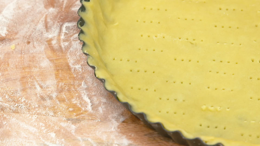 Courgette-geitenkaasquiche met munt R932830 stap 13.mp4