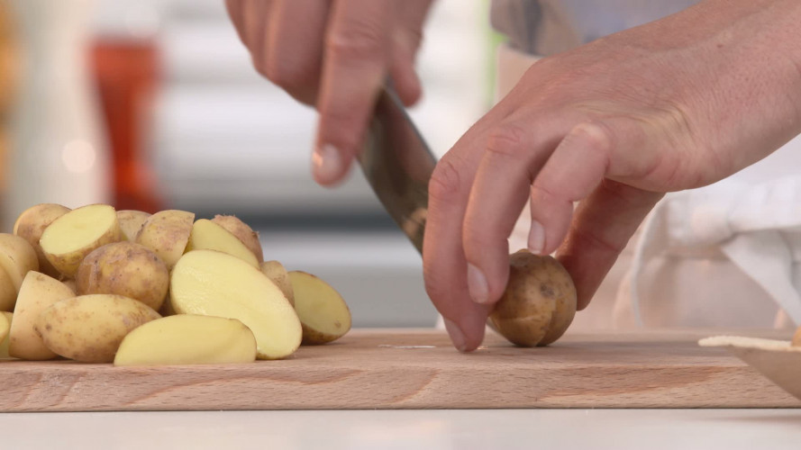 Gegrilde filetlapjes met appel, sperziebonen en kriel stap 01.mp4