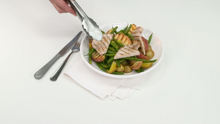 Gegrilde filetlapjes met appel, sperziebonen en kriel stap 09.mp4