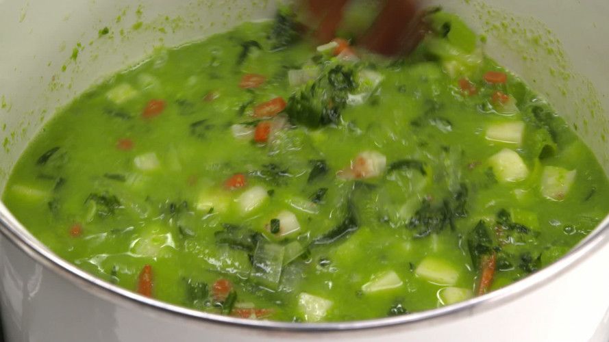 Snelle erwtensoep 692392 stap 04.mp4