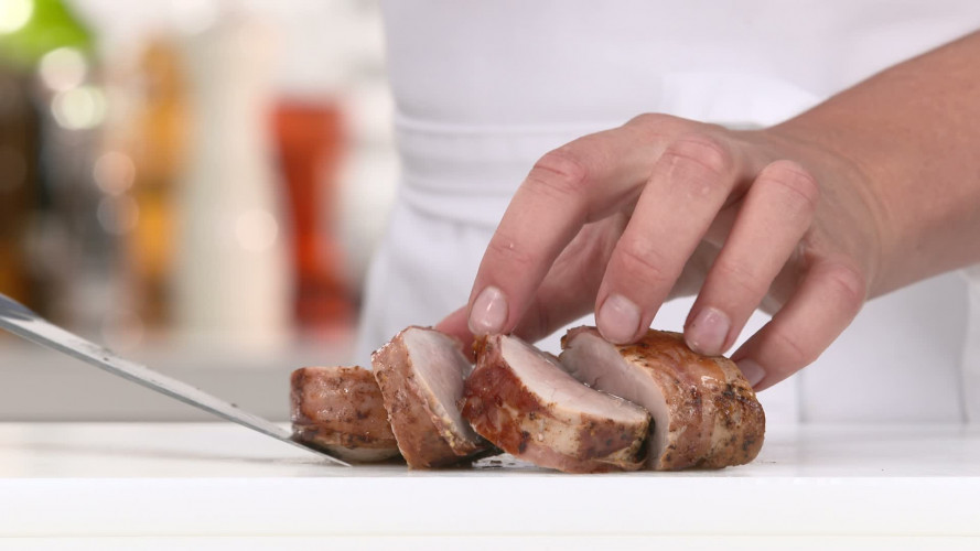 Varkenshaasjes met gebakken appel R358378 stap 10.mp4