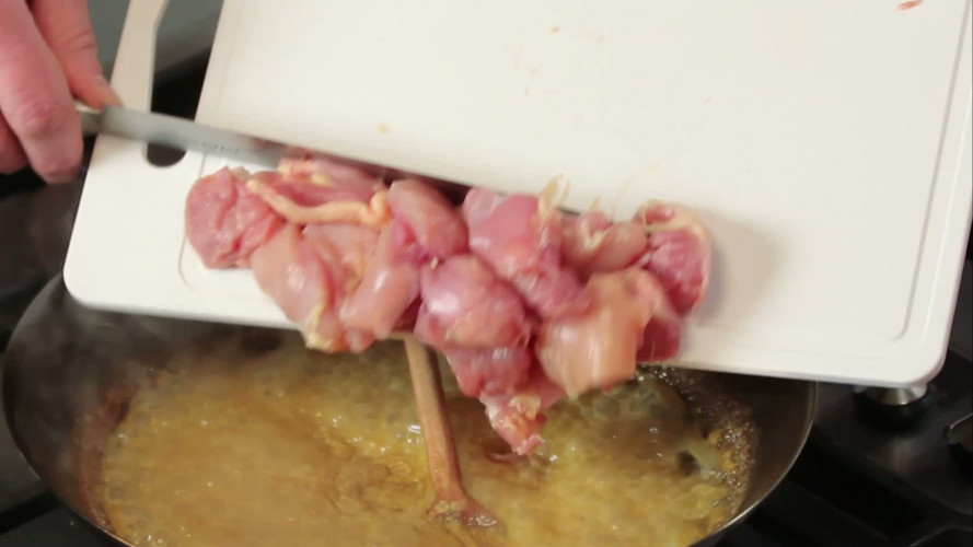 rode curry maken stap 07.mp4