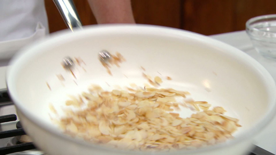 GEBAKKEN HELE FOREL MET AMANDELEN stap 02_v1 OUD.mp4