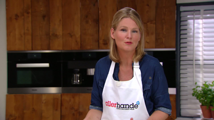 GEBAKKEN HELE FOREL MET AMANDELEN stap 05.mp4