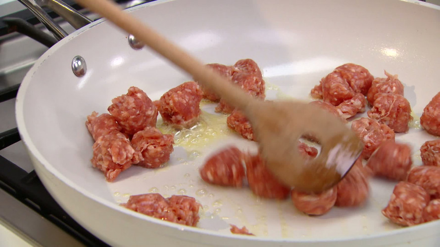 RISOTTO MET KALFSSAUCIJS R785980 stap 06.mp4