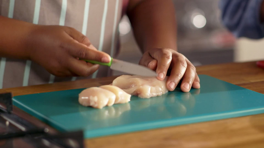 Allerhande kids kipnuggets stap 3.mp4