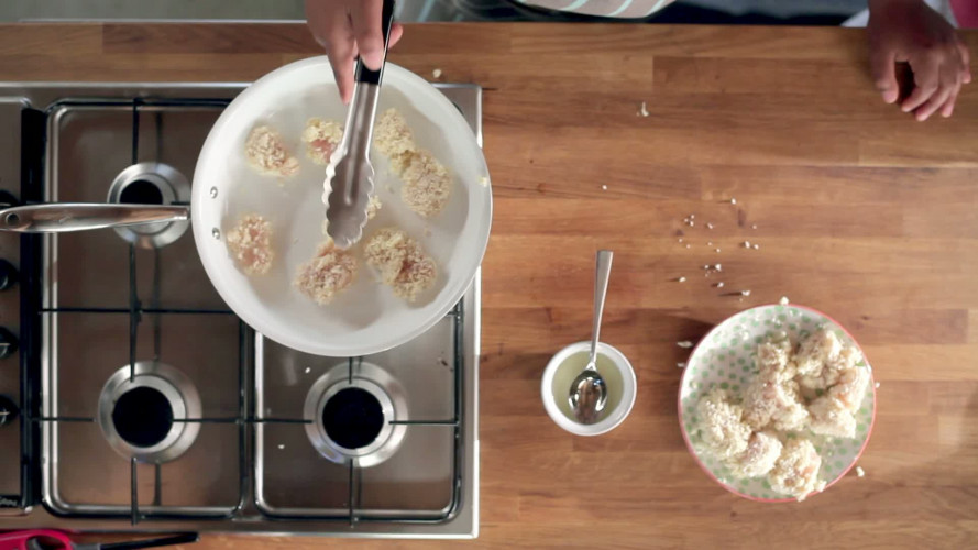 Allerhande kids kipnuggets stap 6.mp4