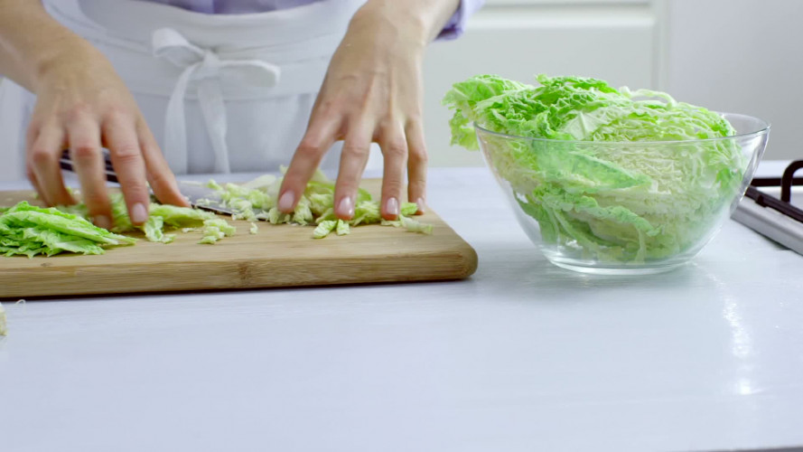 Eendenborstfilet met noedels en groene kool STAP 6.mov