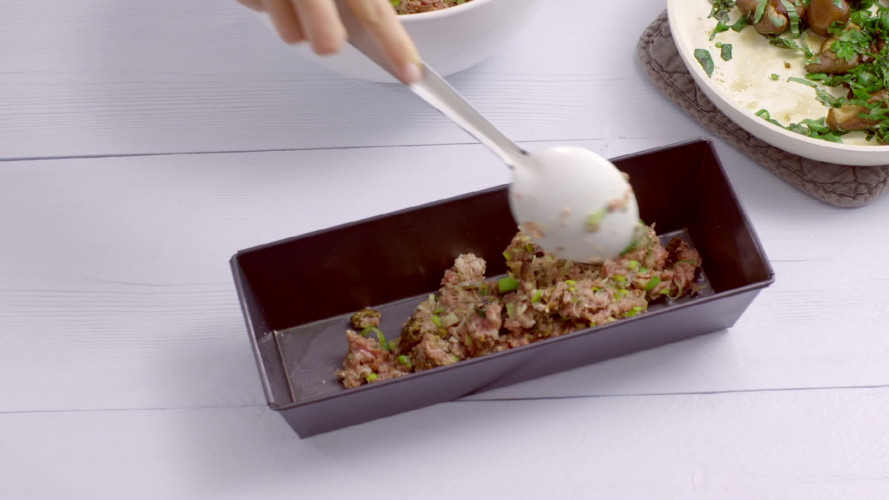 Gehaktbrood met paddestoelen en spek GPS STAP 13.mov