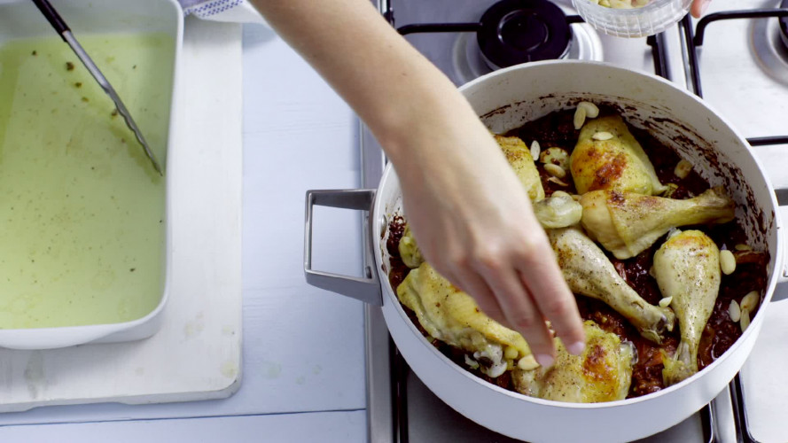 Kip met Chocolade KMC STAP 10.mov