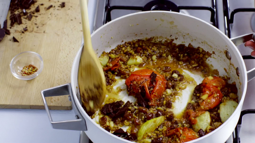 Kip met Chocolade KMC STAP 9.mov