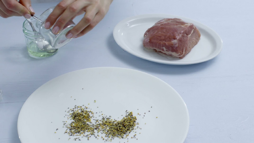 Varkensfilet in peper-citroenkorst met pastinaak en peen stap 6