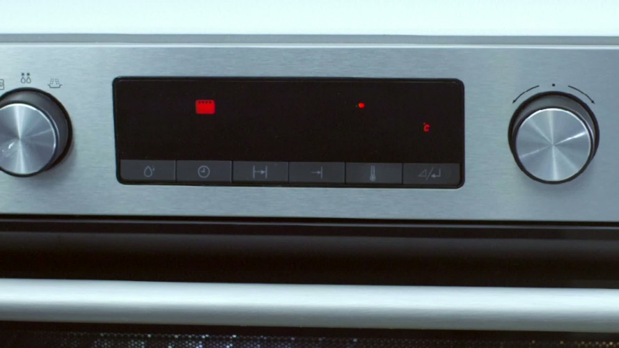 Kipgehakt-parmezaanballetjes stap 1.mov